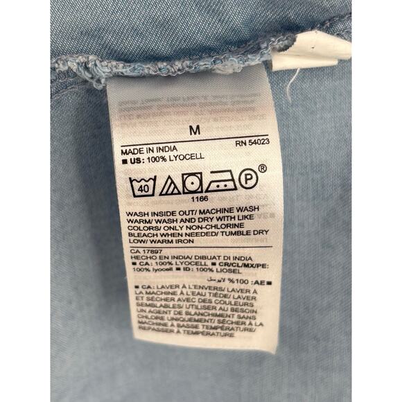 Old Navy Chambray Pleated V-Neck Button Front Swing Dress Size M - Picture 7 of 7